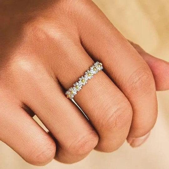 Silver Daisy Flower Band Ring - Diane Jewelry